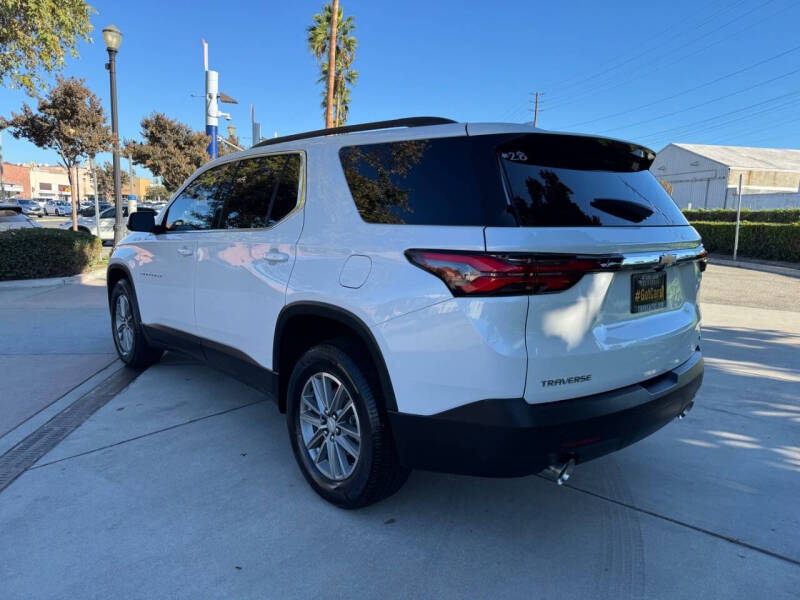 2022 Chevrolet Traverse LT Cloth