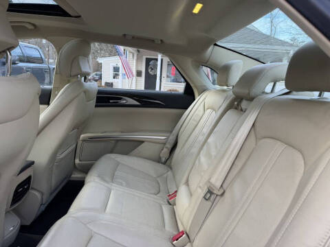 2014 Lincoln MKZ