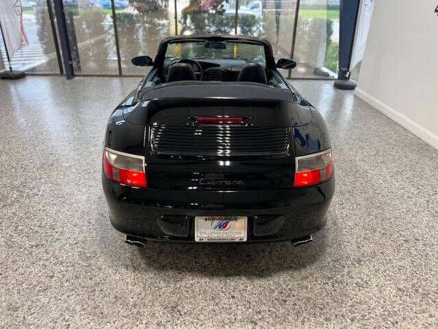 2004 Porsche 911 Carrera