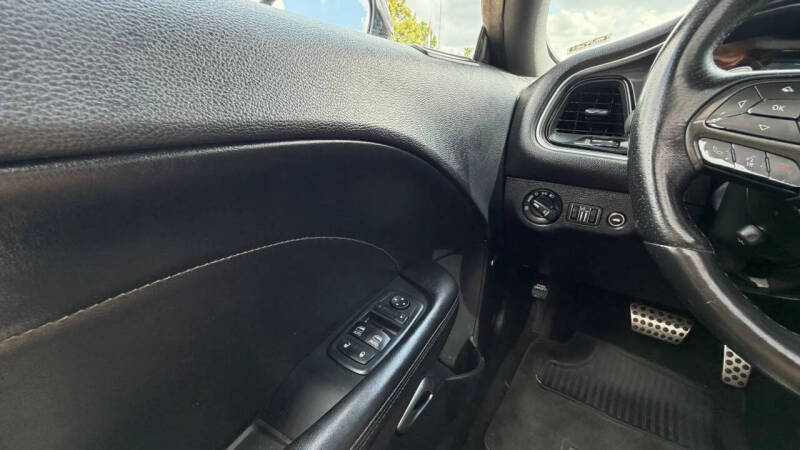 2017 Dodge Challenger