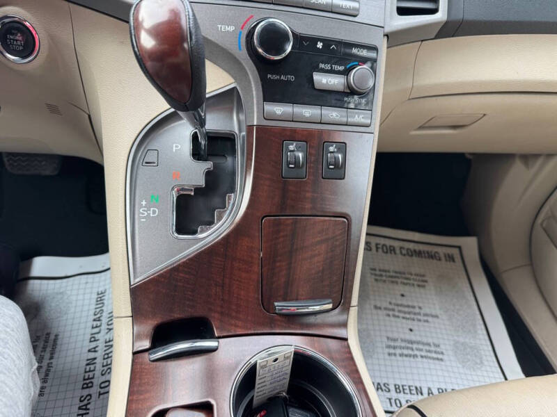 2011 Toyota Venza AWD V6