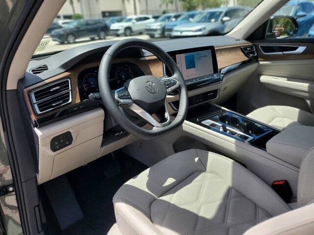 2026 Volkswagen Atlas SE