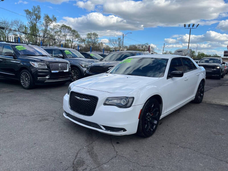 2019 Chrysler 300 Touring