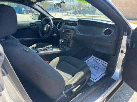 2010 Ford Mustang V6 Premium