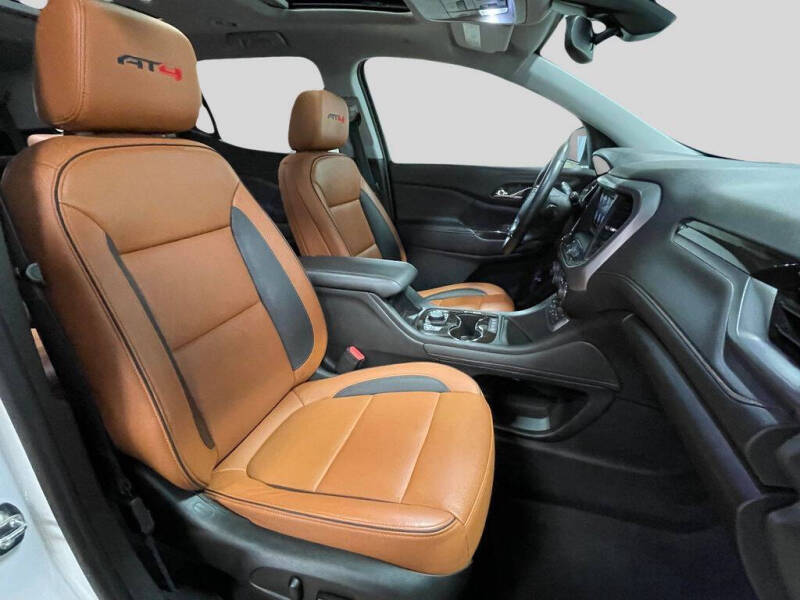 2020 GMC Acadia AT4