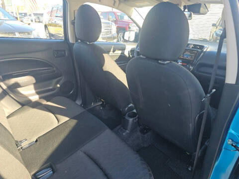 2022 Mitsubishi Mirage ES