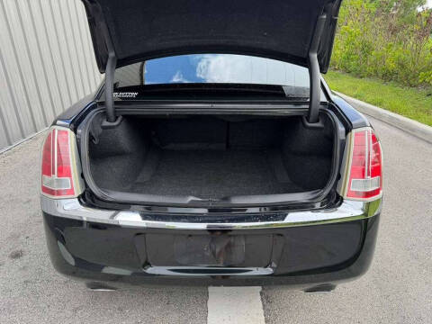 2012 Chrysler 300