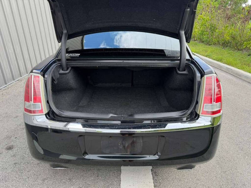 2012 Chrysler 300