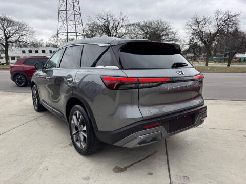 2022 Infiniti QX60 Luxe