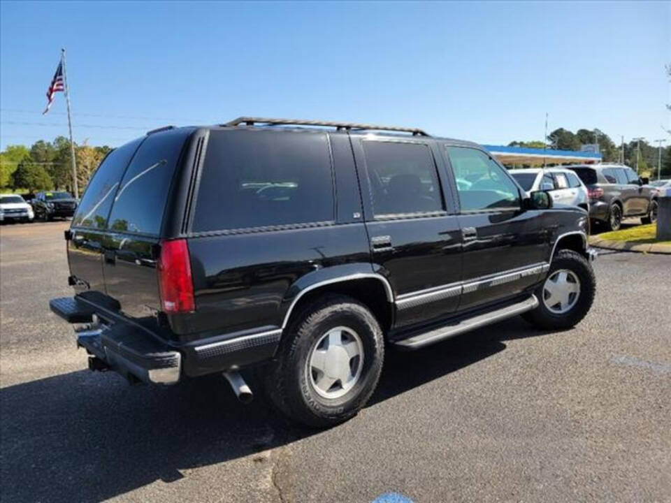 1998 GMC Yukon for sale at MOORE BROTHERS in Oxford, MS