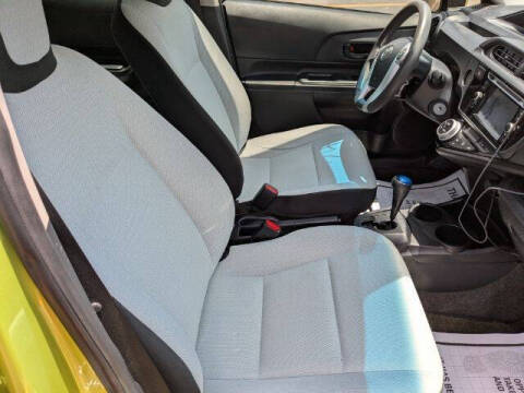 2015 Toyota Prius c Three