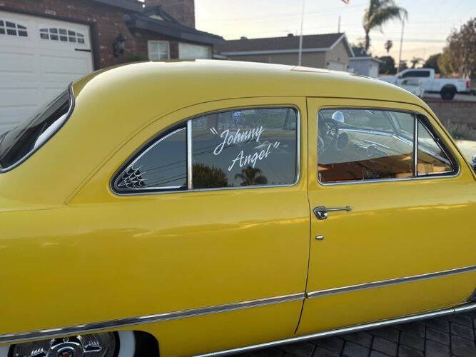1951 Ford Deluxe
