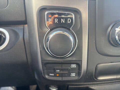 2024 RAM 1500 Classic SLT