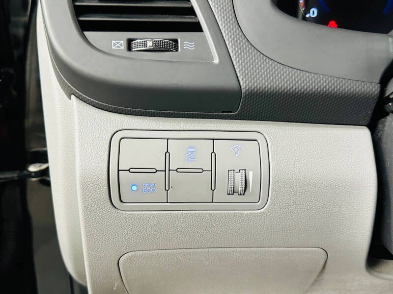 2013 Hyundai Accent GS