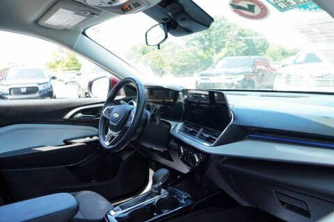 2025 Chevrolet Trax LT