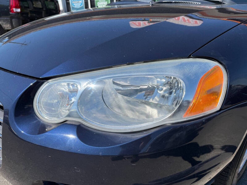 2004 Chrysler Sebring LX