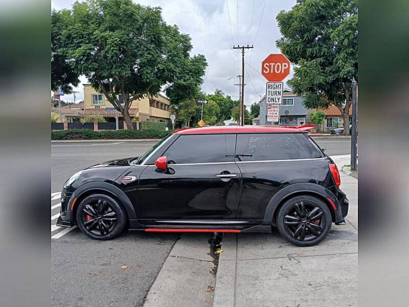 2017 MINI Hardtop 2 Door John Cooper Works