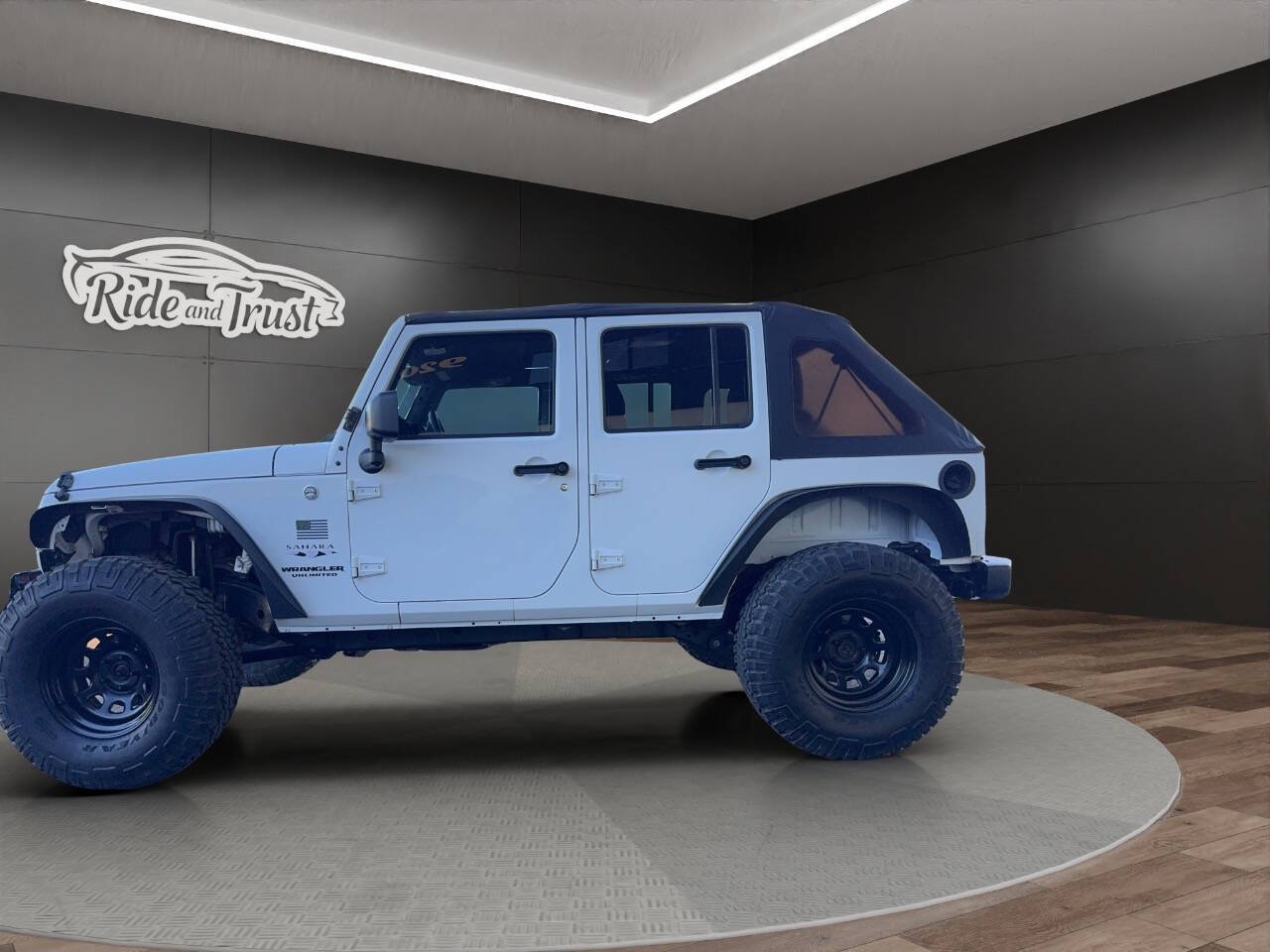 2015 Jeep Wrangler Unlimited for sale at Ride And Trust in El Cajon, CA