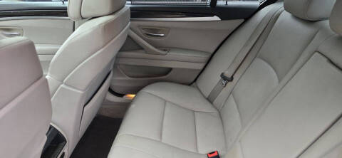 2011 BMW 5 Series 550i