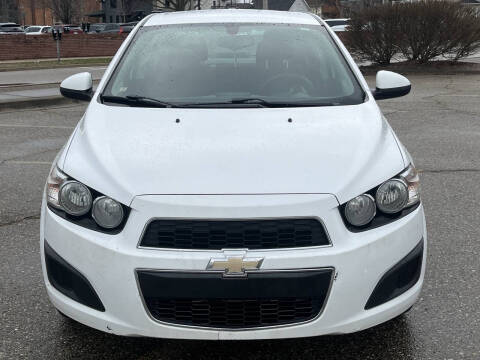 2016 Chevrolet Sonic LT Auto