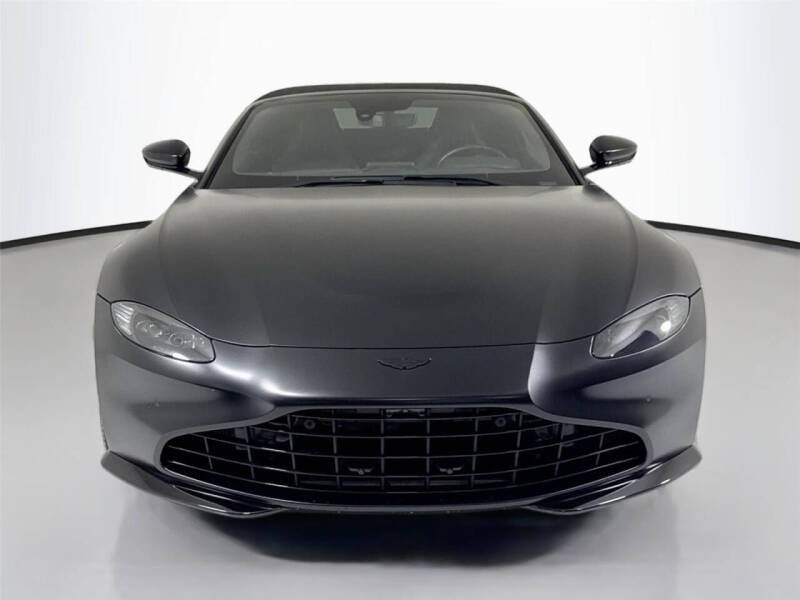 2022 Aston Martin Vantage