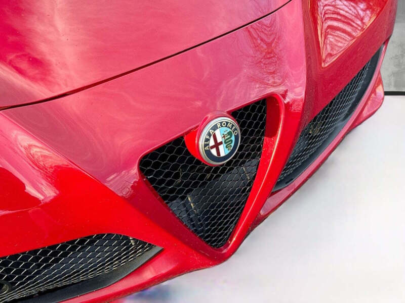2015 Alfa Romeo 4C Launch Edition
