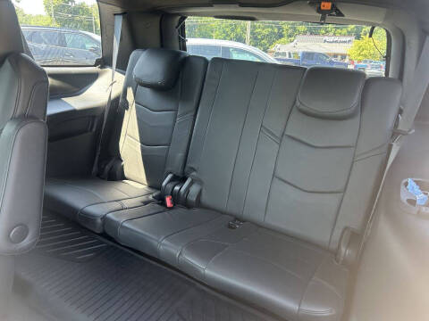 2019 Cadillac Escalade Platinum