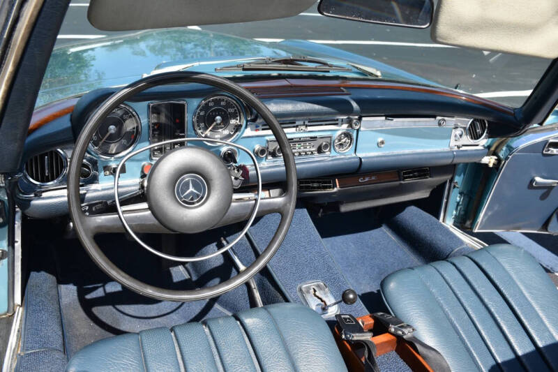 1971 Mercedes-Benz 280-Class