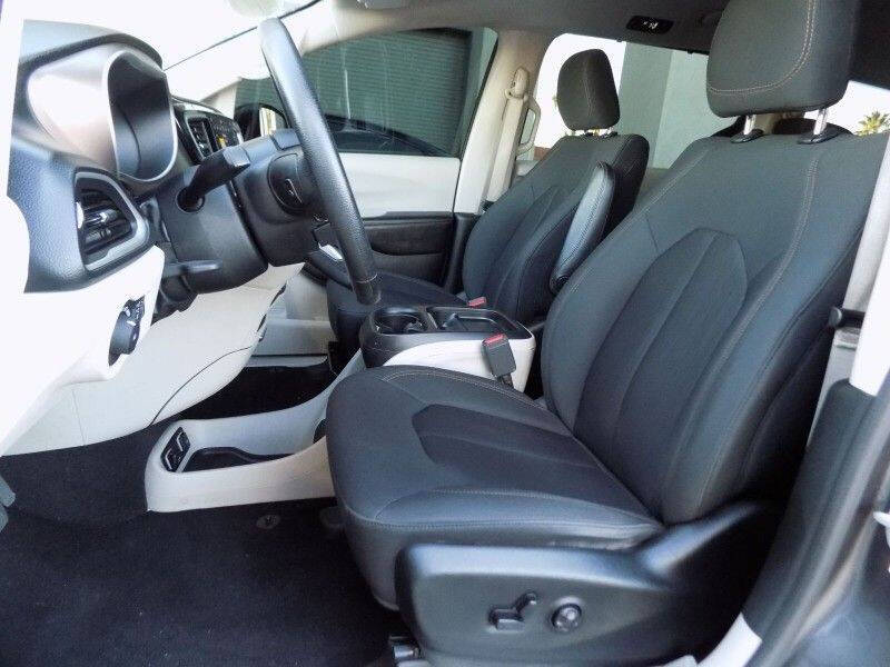 2019 Chrysler Pacifica Touring Plus
