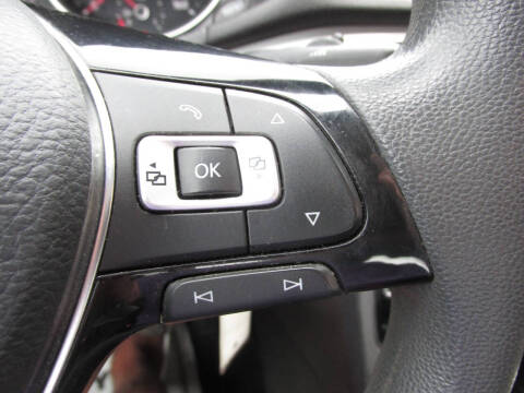 2016 Volkswagen Passat 1.8T S