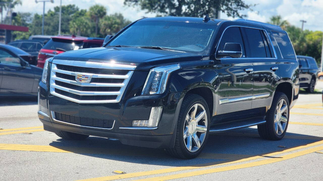 2016 CADILLAC Escalade SUV / Crossover - $19,990
