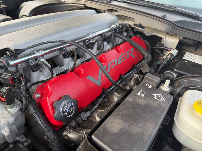 2004 Dodge Viper SRT-10