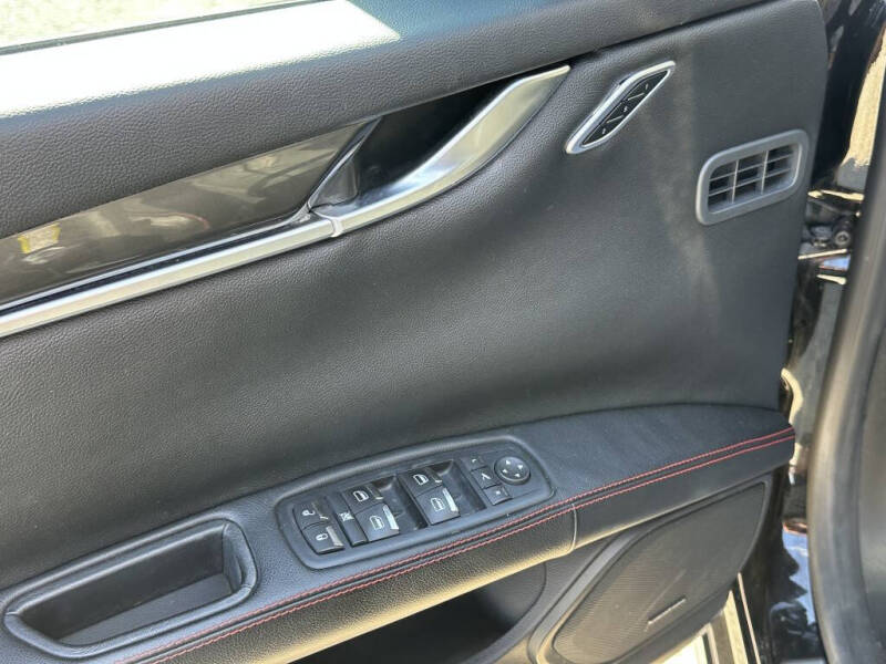 2017 Maserati Ghibli S