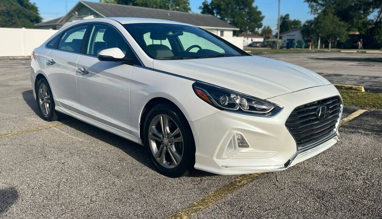 2018 Hyundai Sonata  - $16,800
