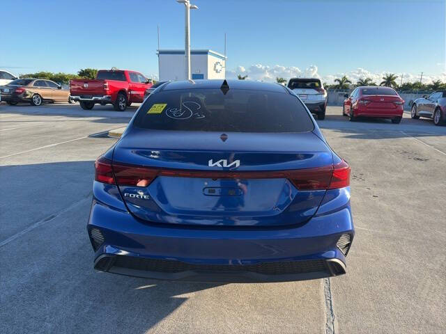 2023 Kia Forte LXS