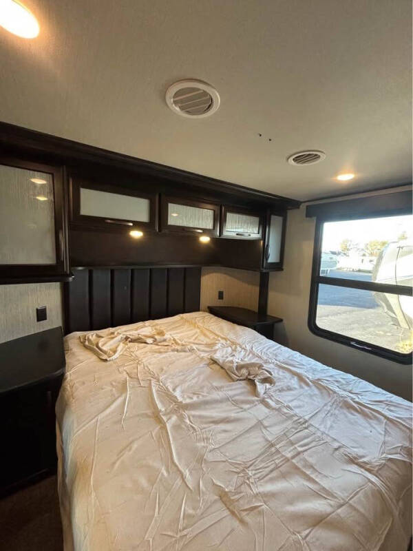 2017 Grand Design RV Momentum