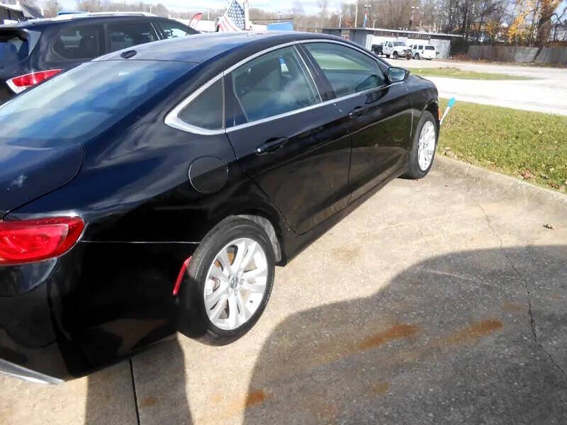 2016 Chrysler 200 Limited