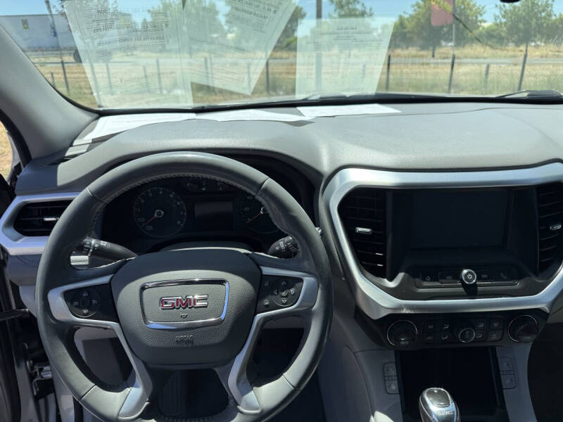 2019 GMC Acadia SLE-2