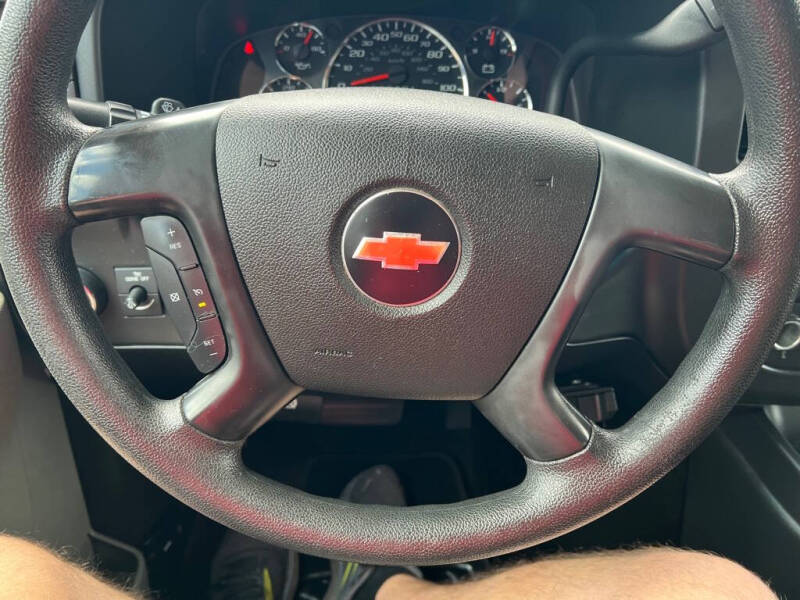 2016 Chevrolet Express LT 2500