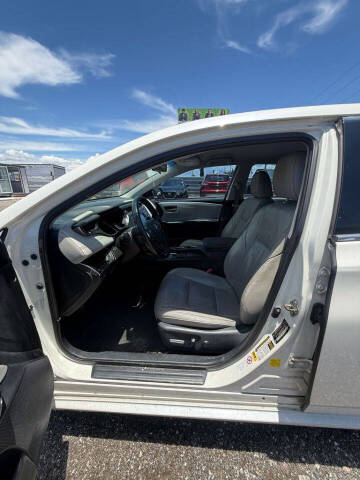 2014 Toyota Avalon XLE