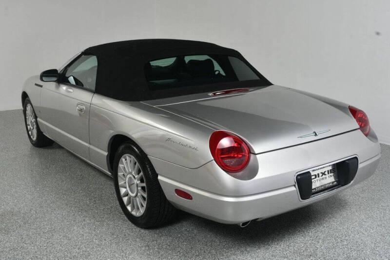 2004 Ford Thunderbird Deluxe