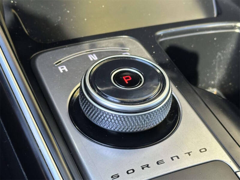 2023 Kia Sorento Hybrid EX