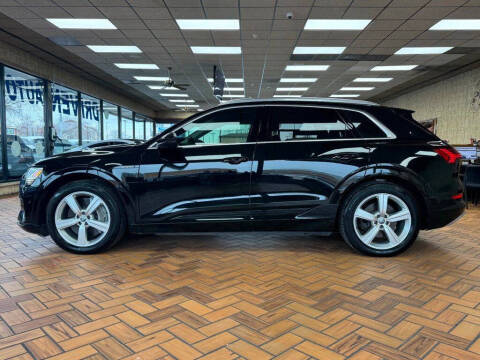 2019 Audi e-tron quattro Prestige