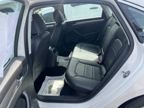 2015 Volkswagen Passat 1.8T S