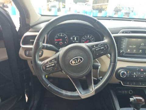 2018 Kia Sorento LX