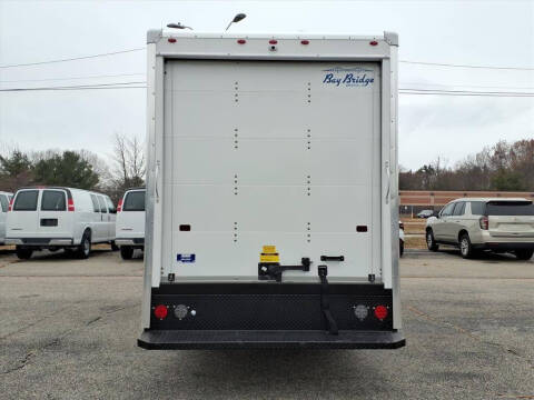 2025 Chevrolet Express 3500