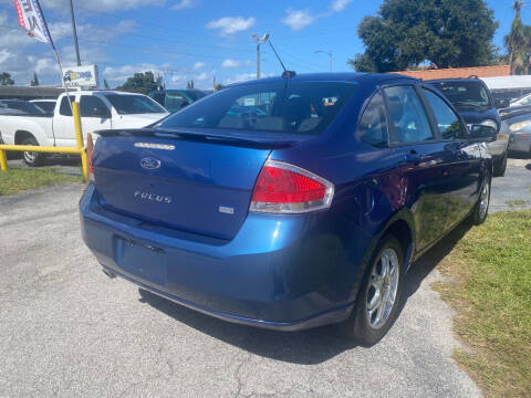 2009 Ford Focus SES