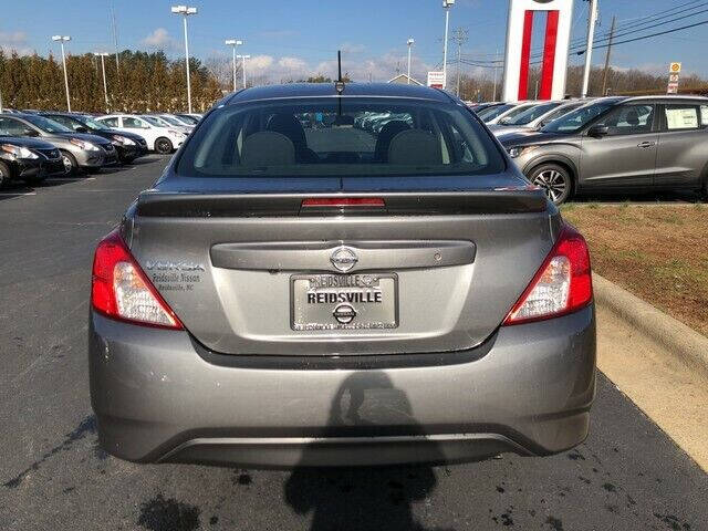 2019 Nissan Versa S Plus