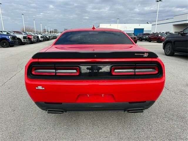 2016 Dodge Challenger R/T Scat Pack