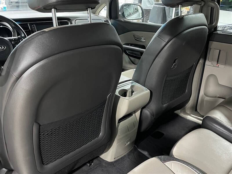2018 Kia Sedona LX